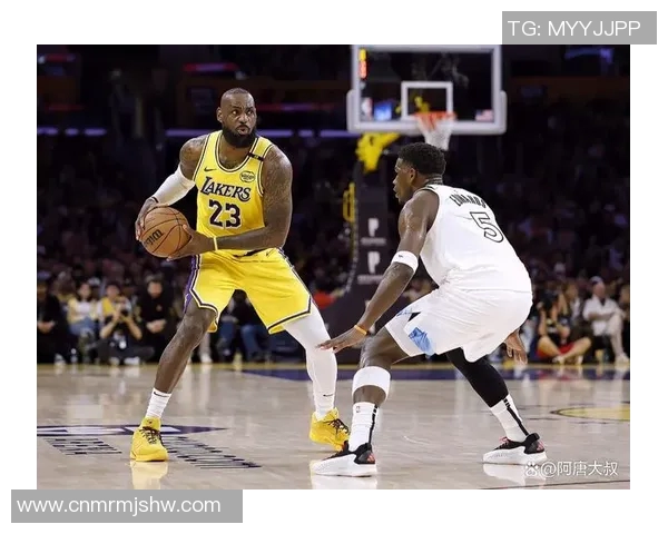 2002年湖人与魔术的经典对决回顾与赛季精彩瞬间分析
